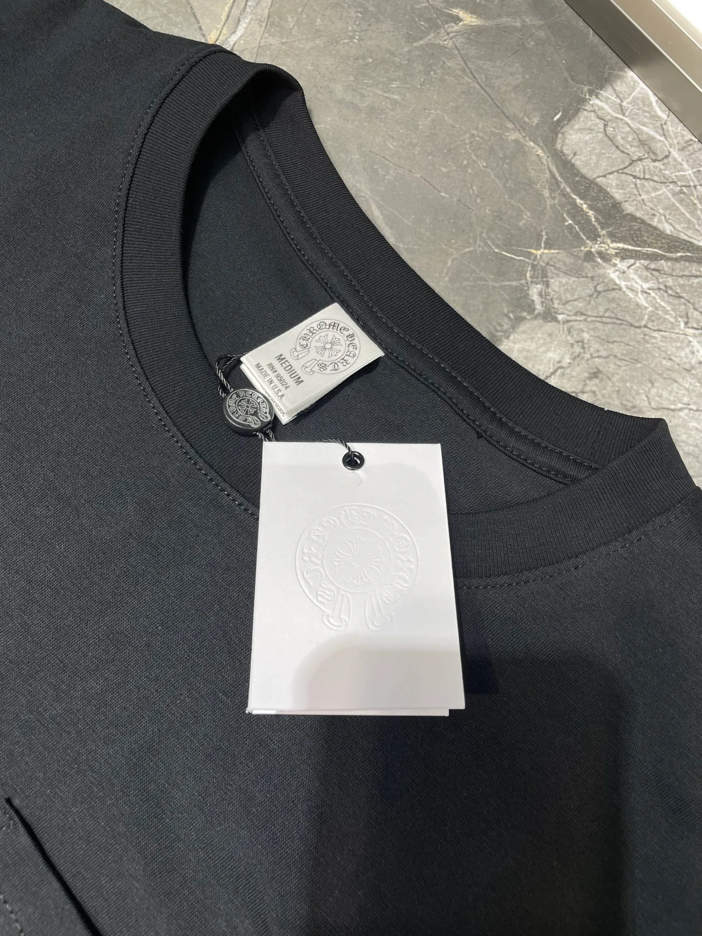 P250 N502 Kl 🌟【Top original order】Chrome Hearts Sanskrit short sleeves printed all over the back. Process description: The fabric is made of 26-woven 200g cotton, and the printing is made of special imported slurry. The overall routing is straight and delicate, the fabric is comfortable and soft, and the color is consistent without color difference. It can be matched with the same style to create a fashionable look and control various occasions. Customized accessories, complete three standards, same style for men and women!  size：s m l
